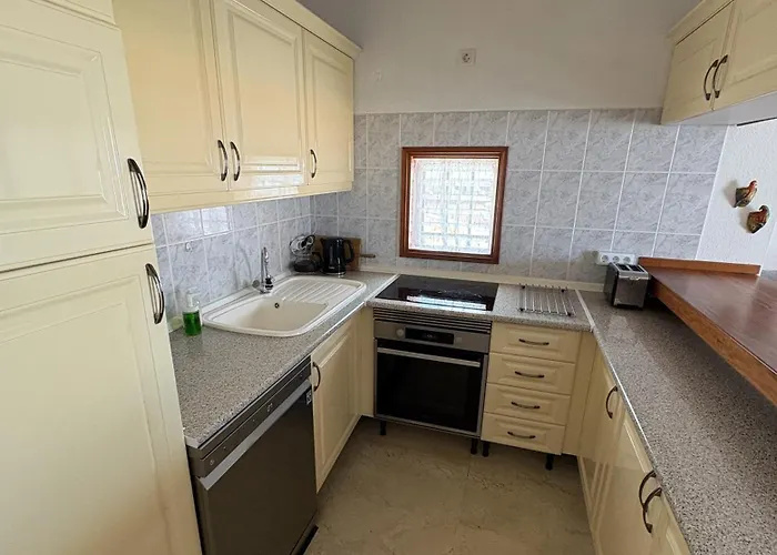 Ocean View Near The Nyaraló *